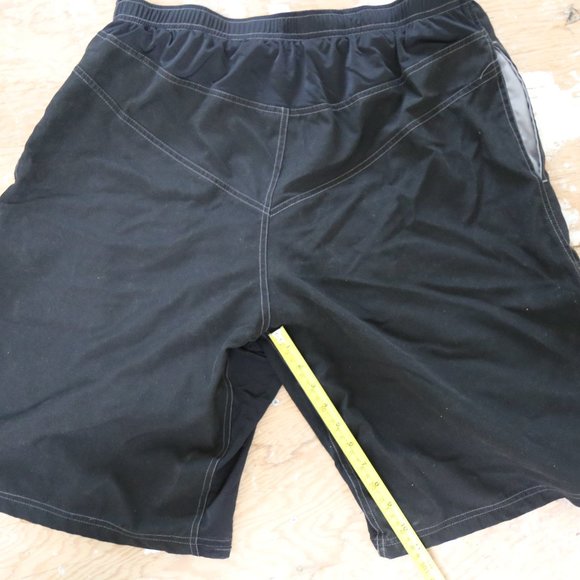 Men's Canari bike shorts - Picture 2 of 5